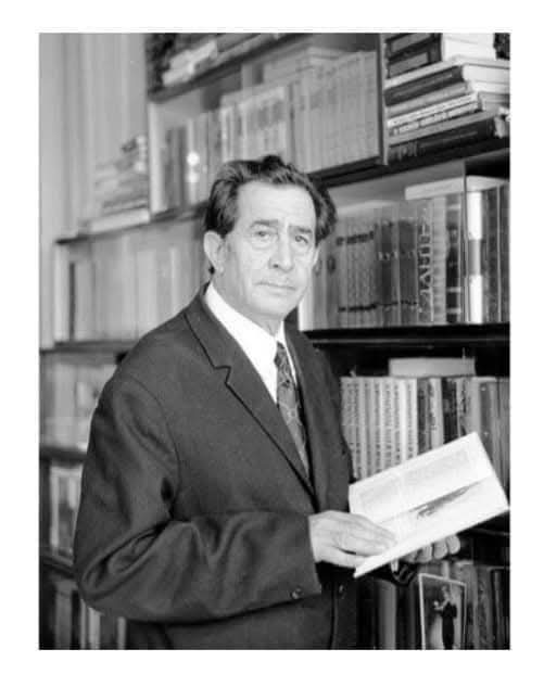 Osman Sarıvəlli | WWW.YAZARLAR.AZ